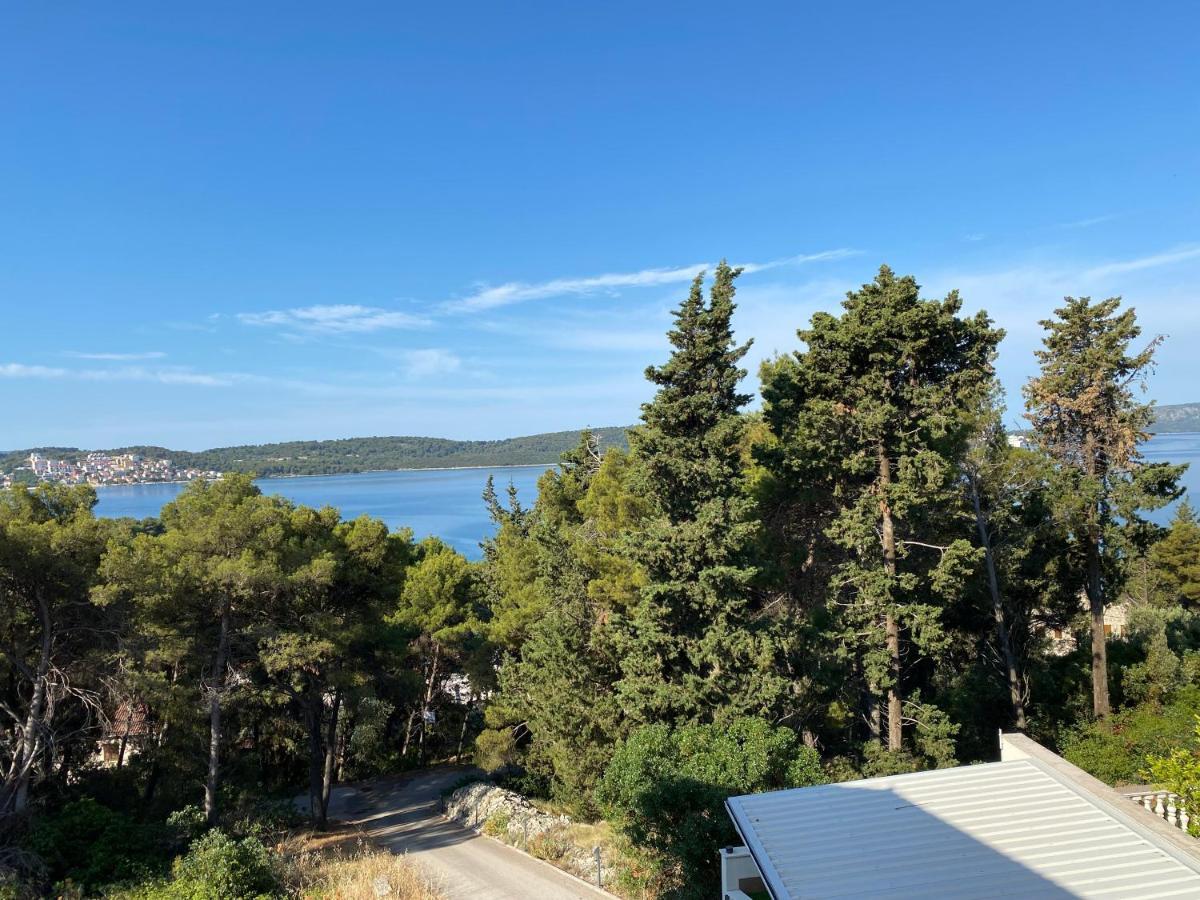 Villa Fani - Apartments In Trogir Eksteriør bilde