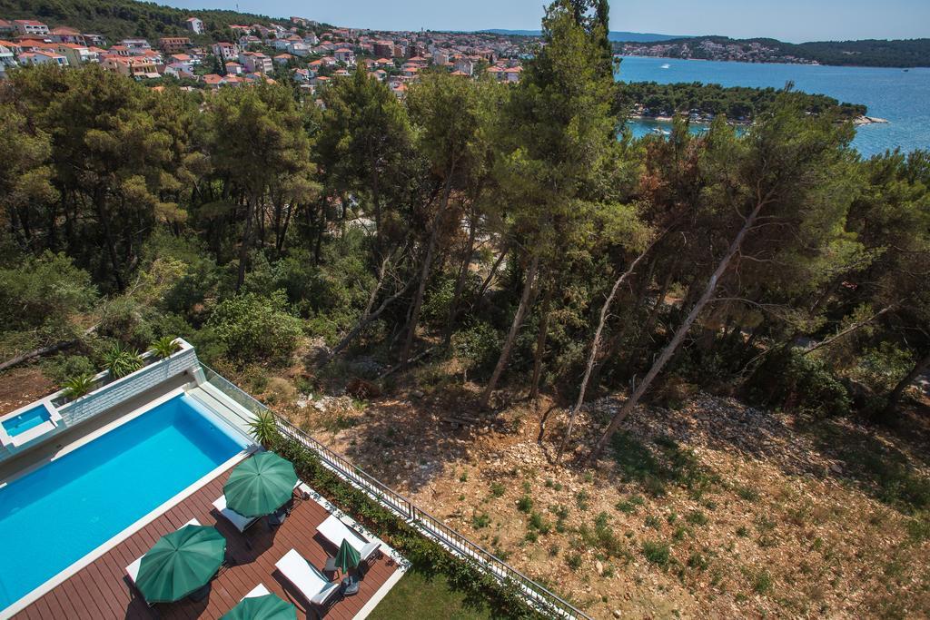 Villa Fani - Apartments In Trogir Eksteriør bilde