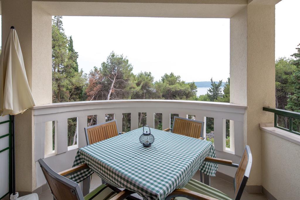 Villa Fani - Apartments In Trogir Eksteriør bilde