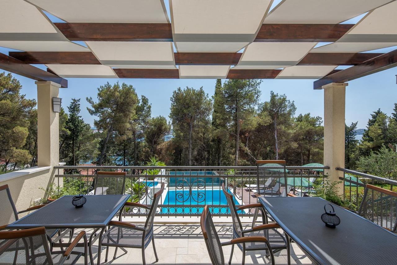 Villa Fani - Apartments In Trogir Eksteriør bilde